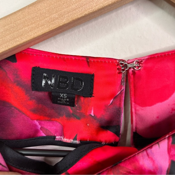 NBD Levigne Floral Mini Dress Long Sleeve Puffy Sleeves XS Wrap Revolve - Picture 11 of 12